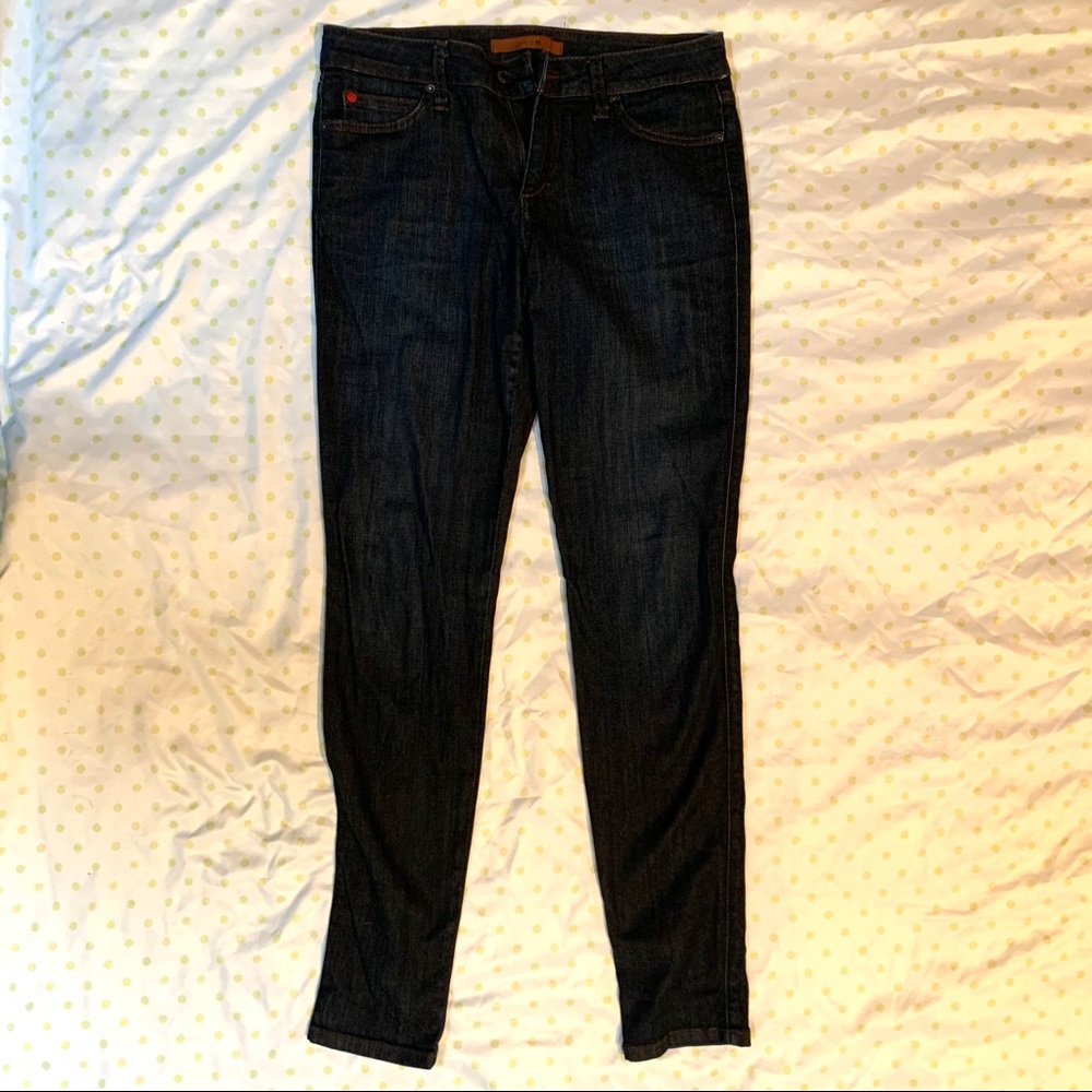 Joe’s The Honey Skinny Jeans.